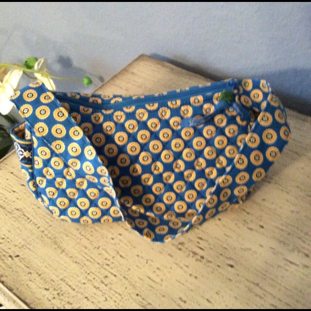 Vera Bradley Purse That Looks Like NewGorgeous You Are Going To Love